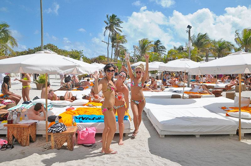 Dining & Lounging at Nikki Beach Miami Restaurant and Bar reviews of Nikki Beach Miami Beach